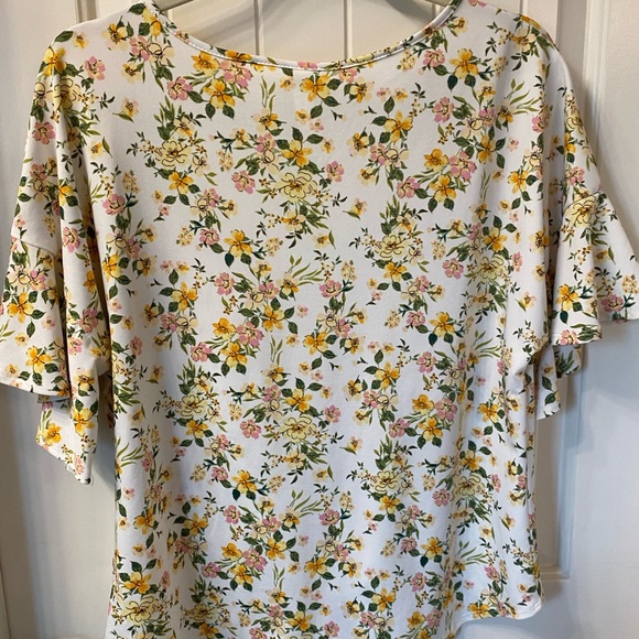 PerSeption Concept Cream and Yellow 3/4 Sleeve Tie Front Blouse - Picture 7 of 7